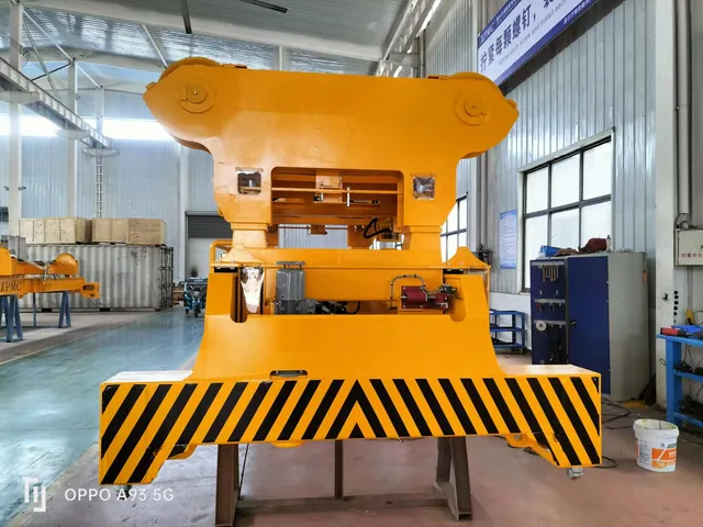 Headblock and Spreader Assembly Left View