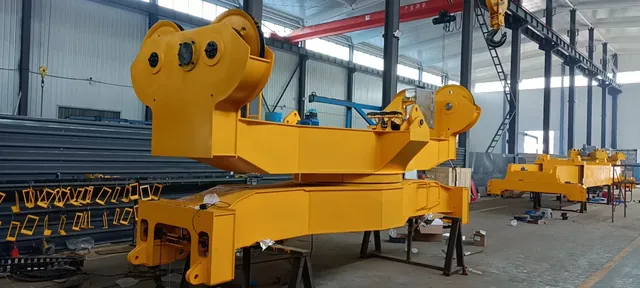 Pulley Rotary Headblock with Electric Telescopic Spreader