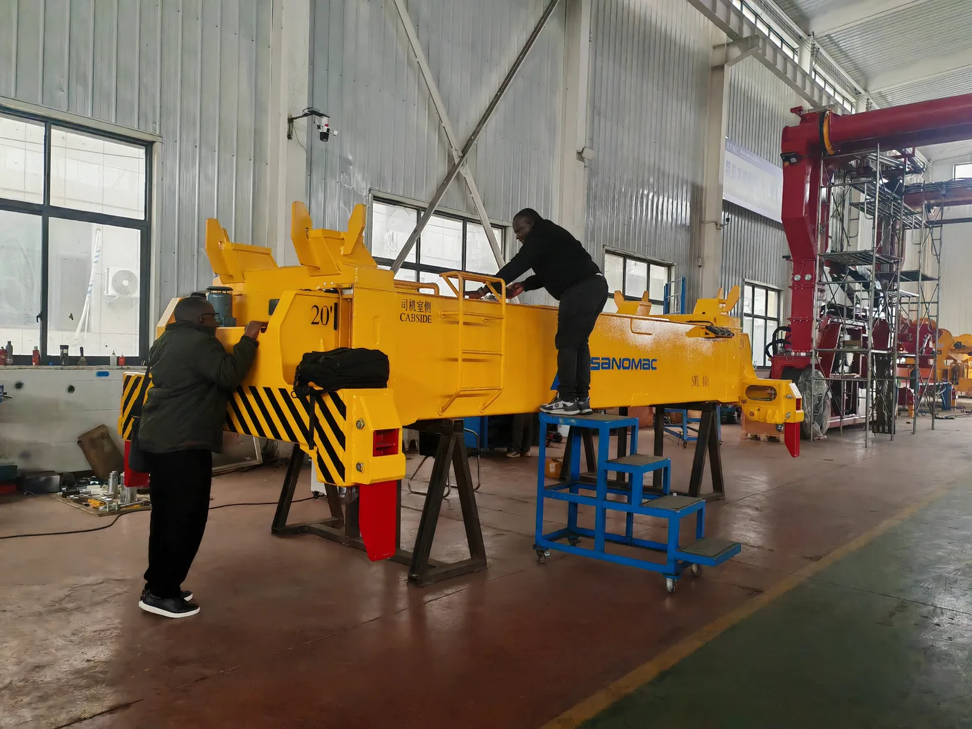 Twistlock Plate Electric Telescopic Spreader